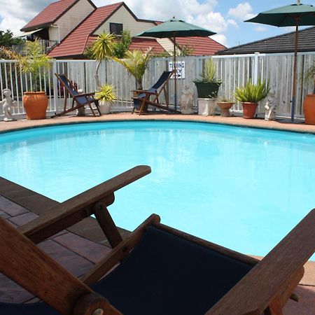 Avenue Heights Motel Whangarei Extérieur photo