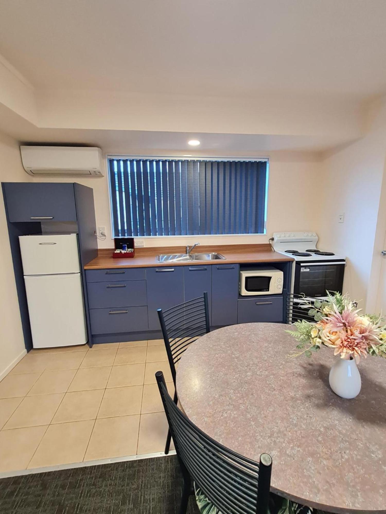 Avenue Heights Motel Whangarei Extérieur photo